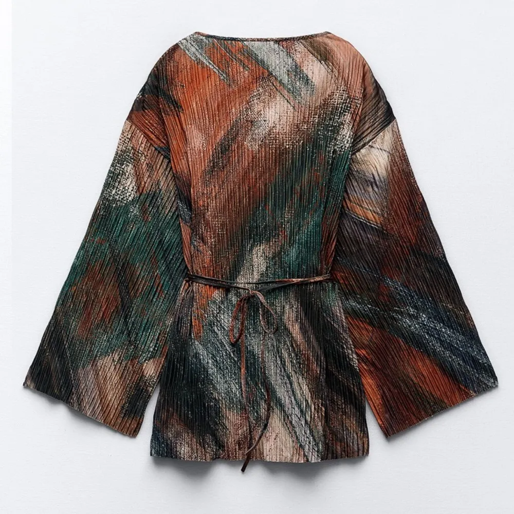 Zara Pleated Orange Kimono Top(Size Medium) - Image 8