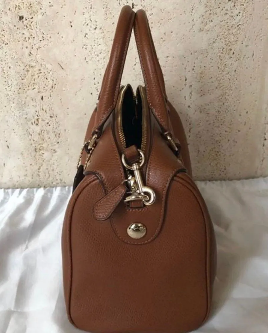 Pebbled Tan Leather Crossbody - Image 5