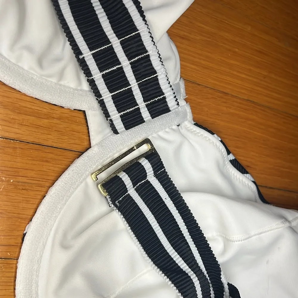 NWT Abercrombie and Fitch Curve Love Black & White Striped Bikini Top - Image 9