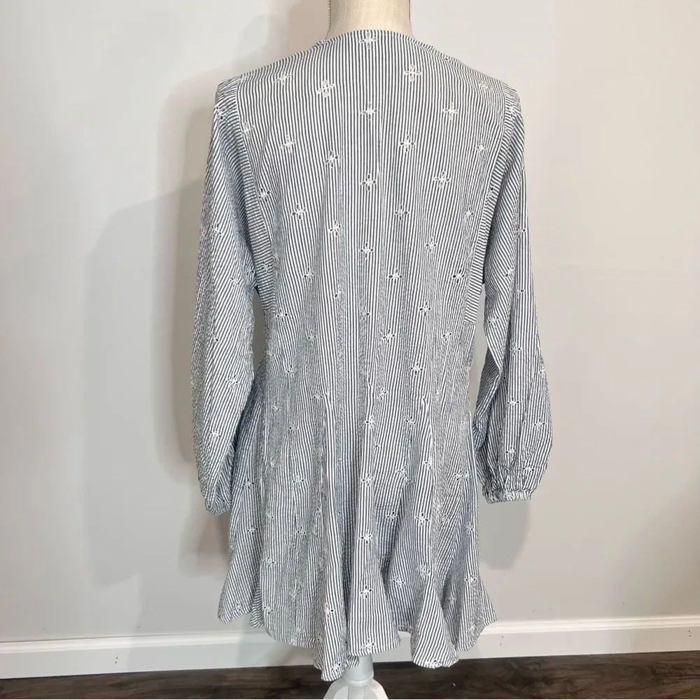 ASOS White and Blue Eyelet Flared Dress Size 4 SKU#C24315 - Image 5