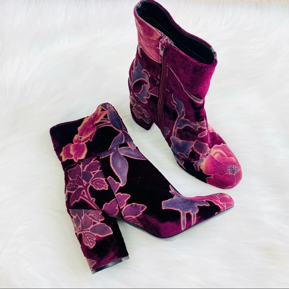 Steve Madden Elissa Velvet Floral Bootie - Image 4