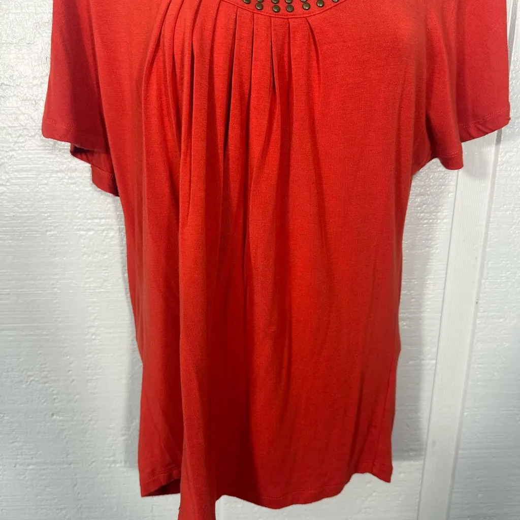 Michael Kors Red Short Sleeve Embellished Neck Top Size Small EUC - Image 5