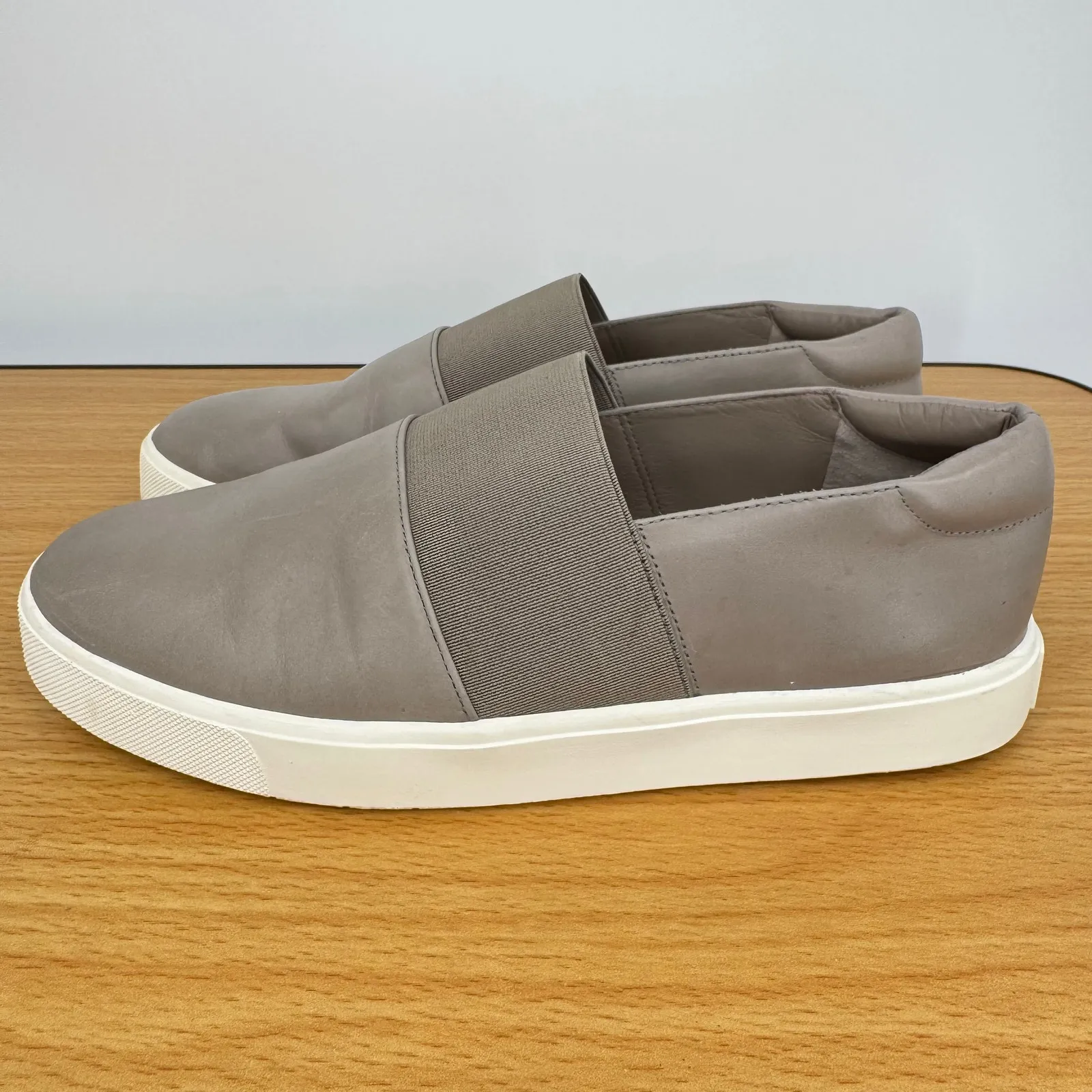 Vince Corbin shoes women's 7 sneakers slip on leather taupe - Image 3