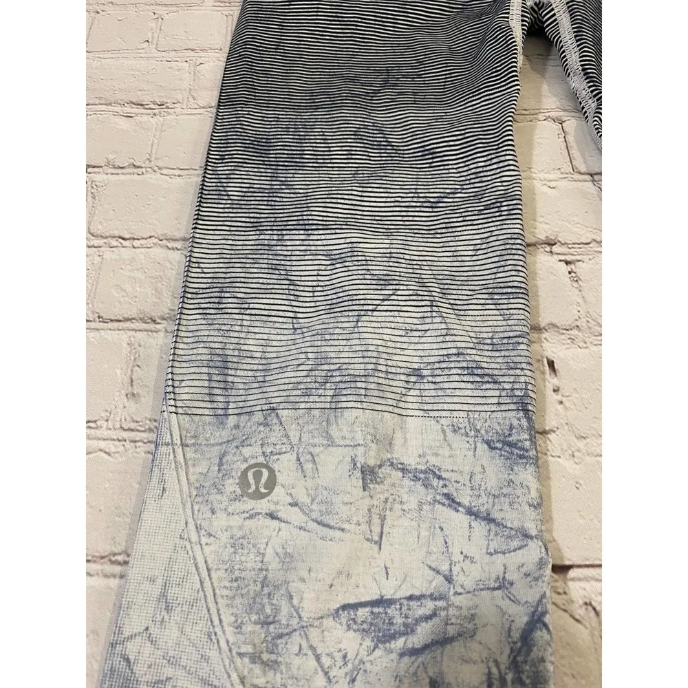 lululemon leggings size 4 - Image 9