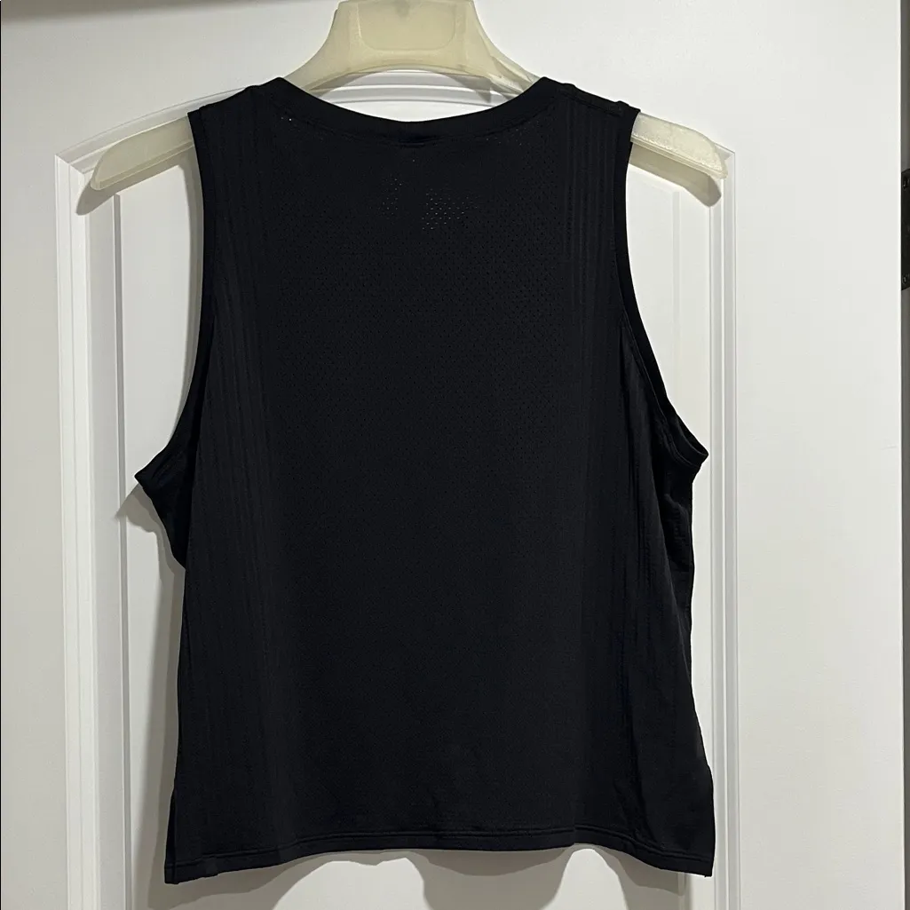 Lululemon Athletica Black Perforated Mesh Tank Top - Image 3