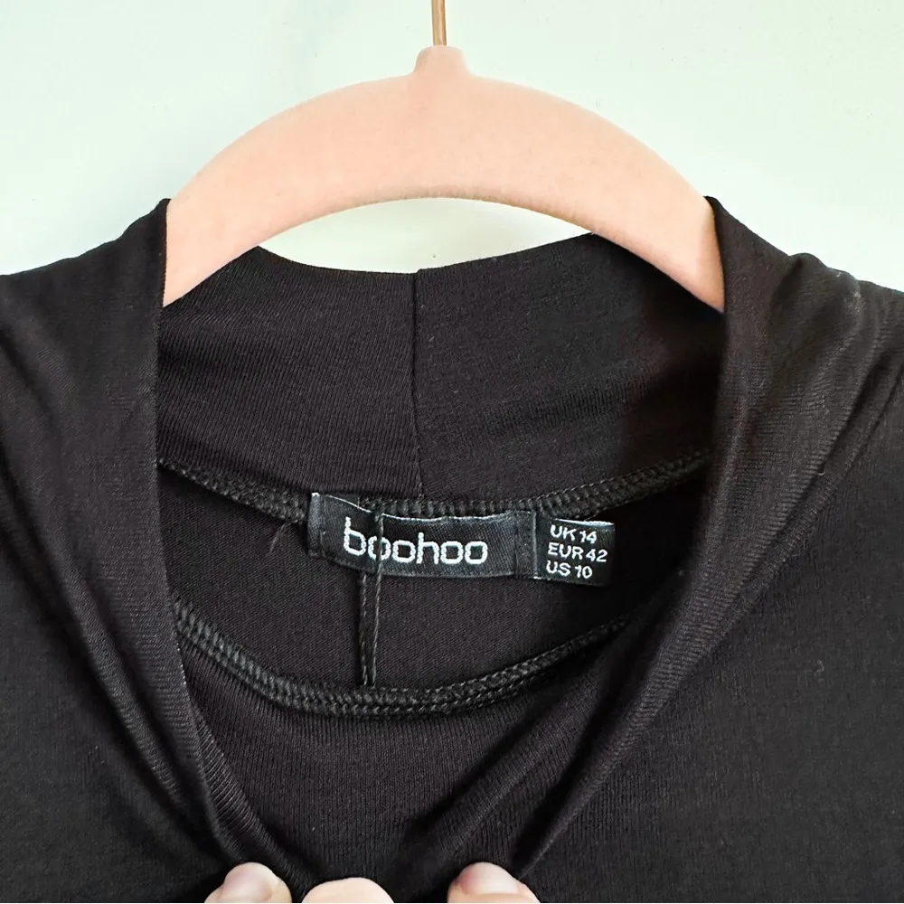 NWT Boohoo Black Tall Victoria Mock neck crop top sz 6 - Image 2