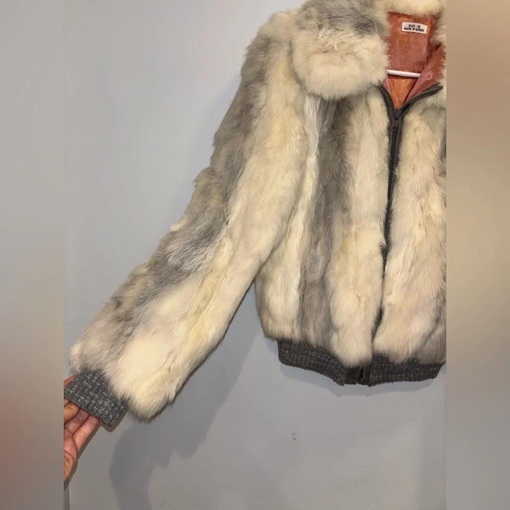 Breathtaking NWOT Genuine Rabbit Fur Satin Lined Zip up Jacket Gray Size M - Image 2