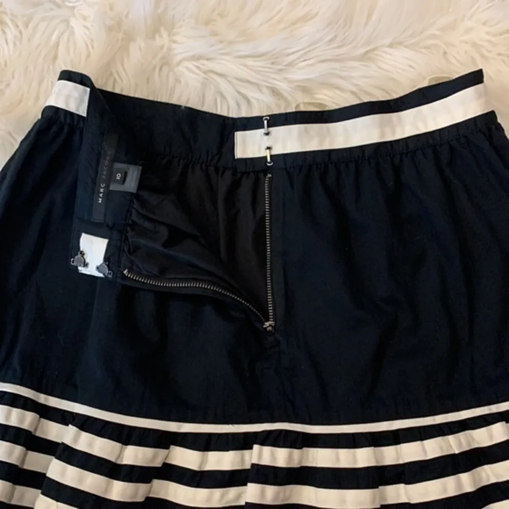 Marc Jacobs cotton mini skirt ruffle flounce hem 10 - Image 9