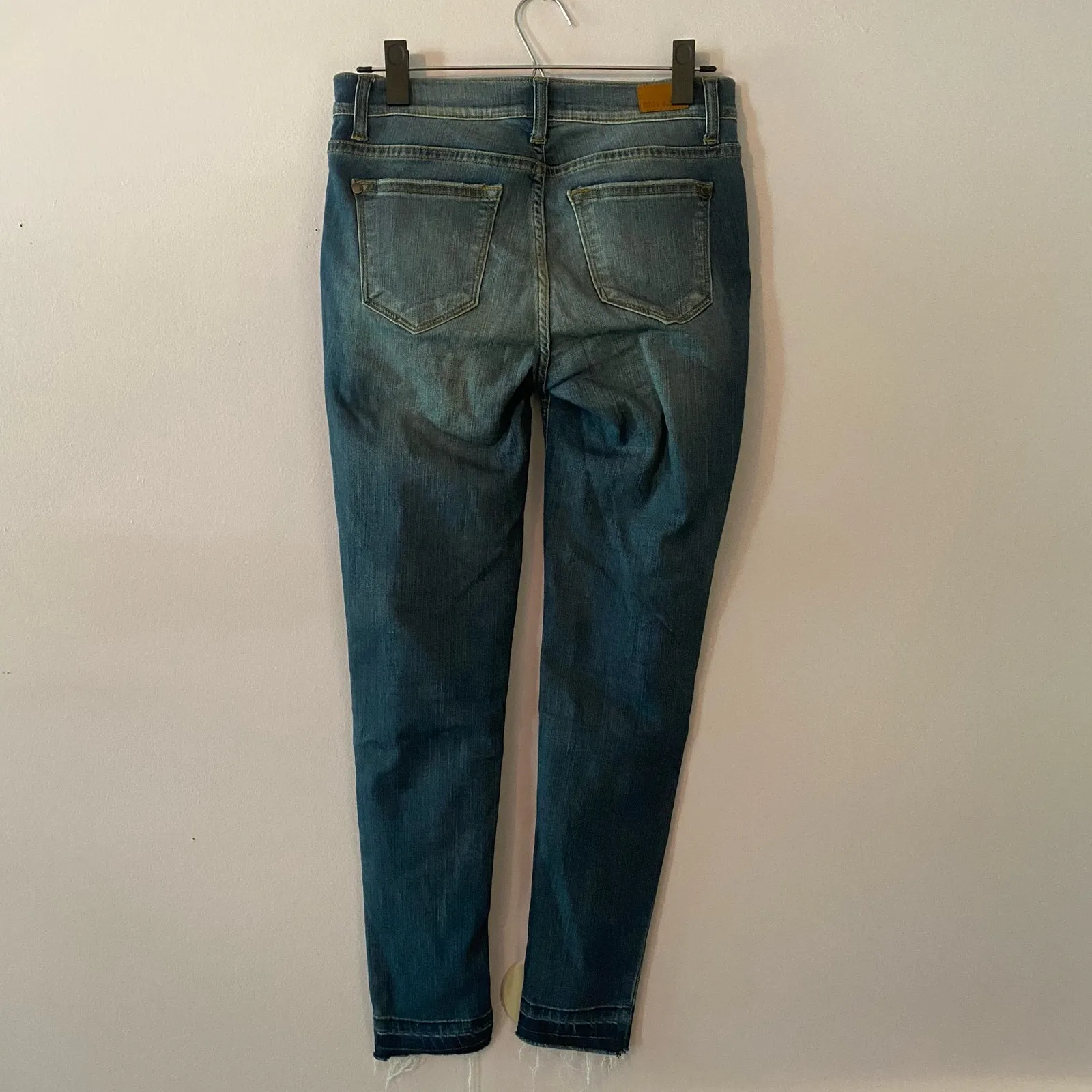 Judy Blue Skinny Fit Medium Wash Distressed Jeans Medium Wash Women size 7 / 28 - Image 5