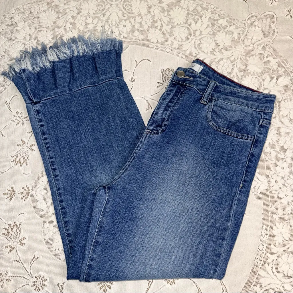 Cello Women's or Juniors High Rise Blue Ruffle Frayed Hem Cropped Jeans Size 11 - Image 14