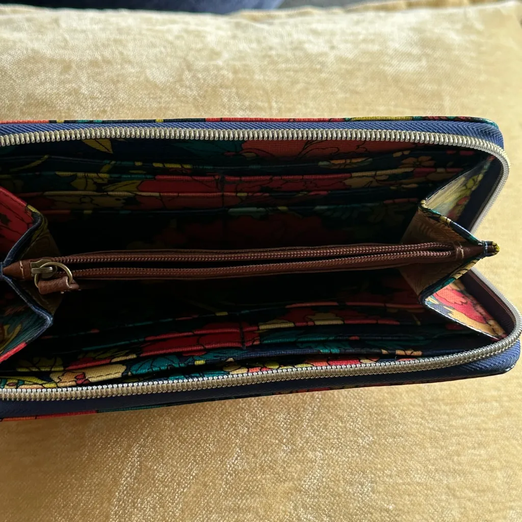 Sakroots  Multicolor Floral Wallet - Image 3
