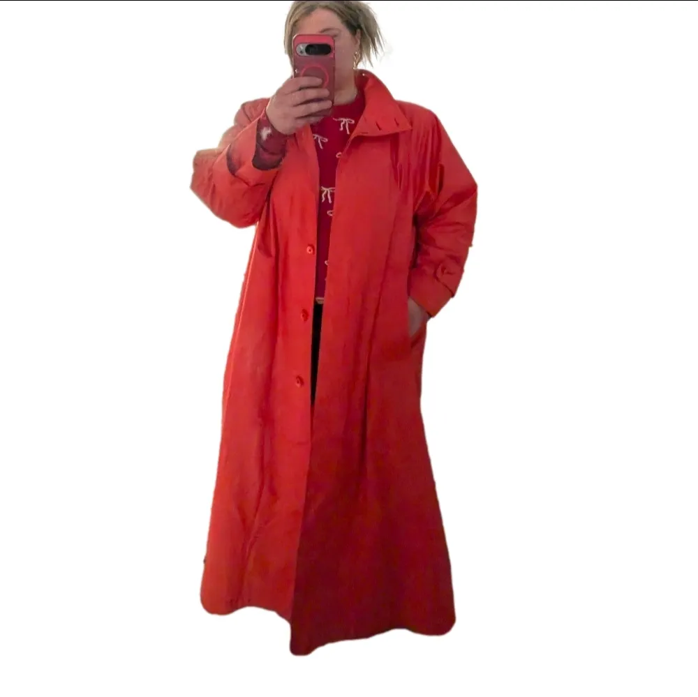 Vintage London Fog Coral Red Maincoat Raincoat Made in USA - Image 4