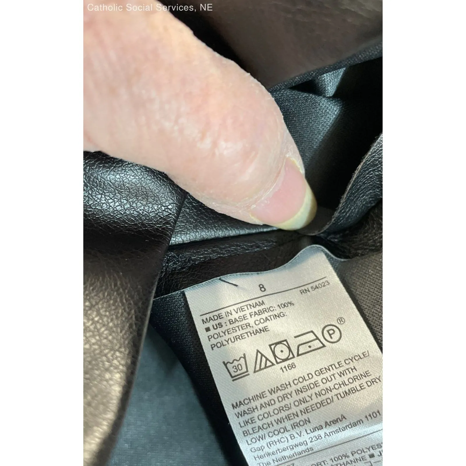 Banana Republic‎ Black Women's 100% Polyester Skirt w/Pockets - Size 8 - Image 5