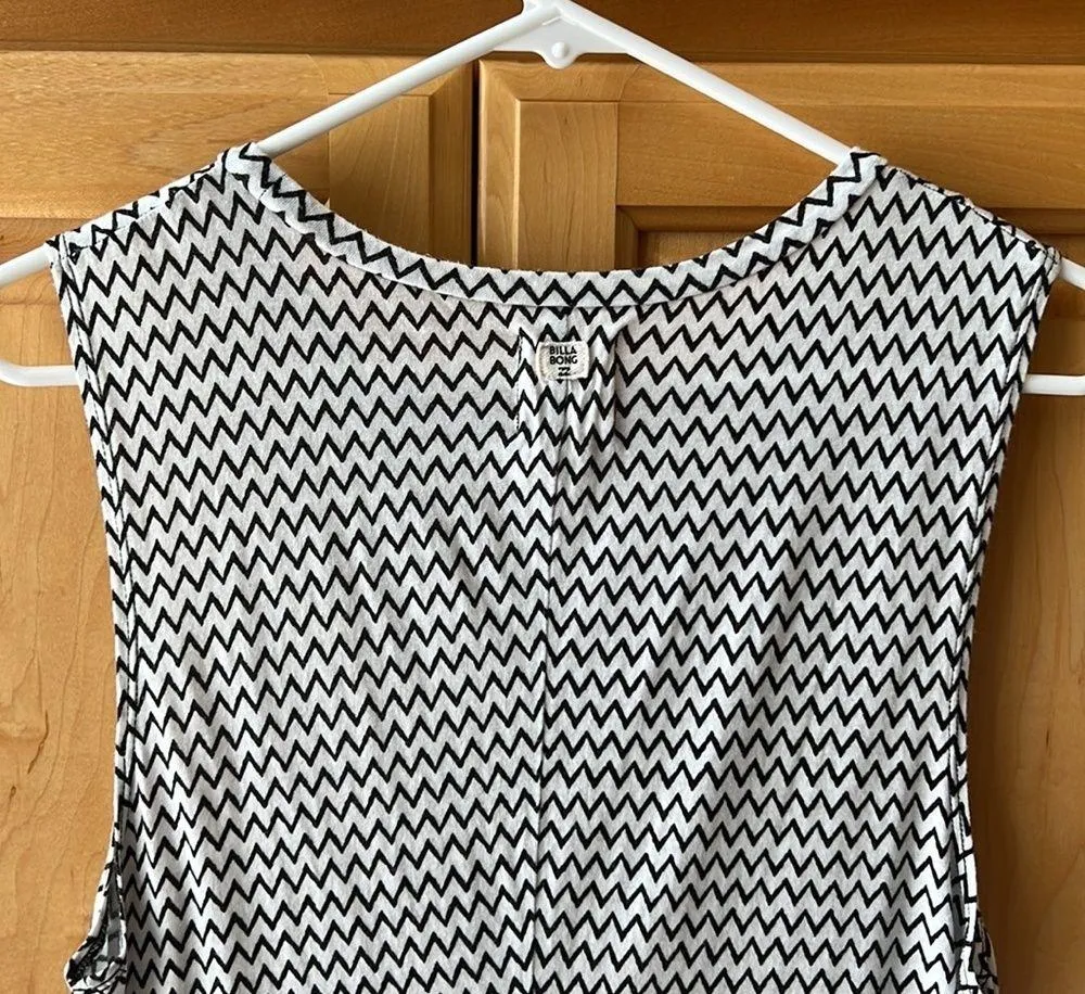 Billabong Swimsuit Coverup - Image 4