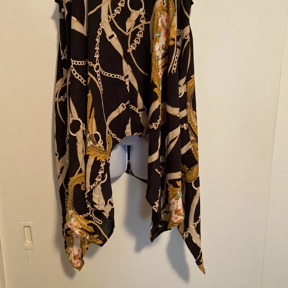 Soho by NY&Co Gold Chain Scarf Tank Top Black Size M - Image 2