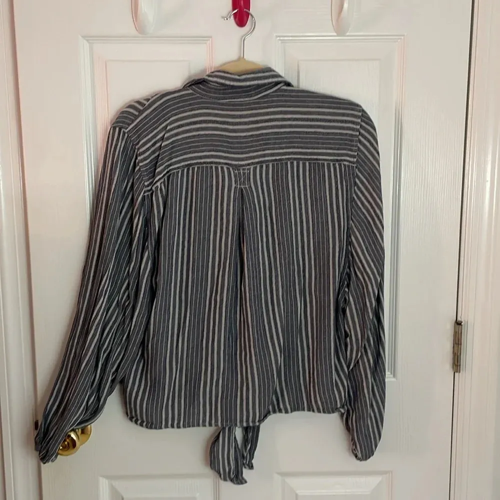 American‎ Eagle shirt - Image 3