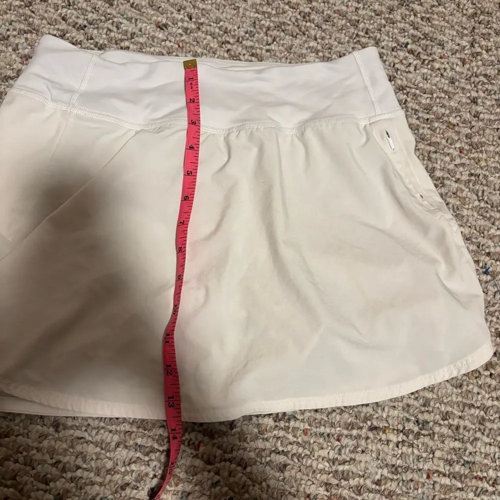 Outdoor Voices Hudson 4" Skort Skirt White- Size Medium - Image 9