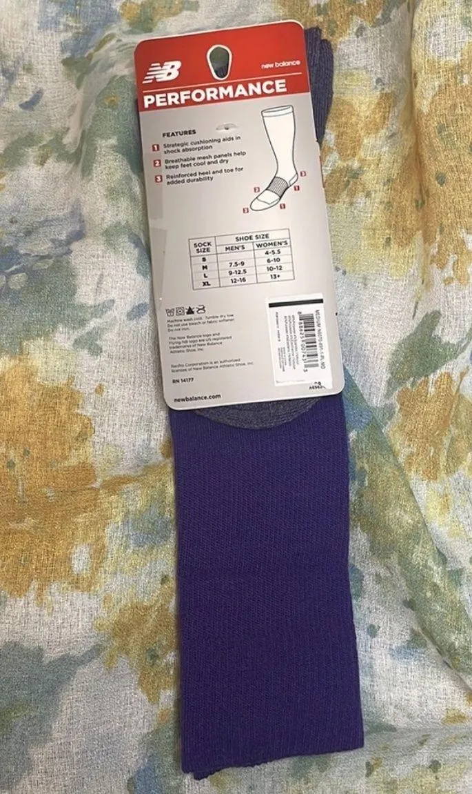 Unisex Crew Socks Size: M - Image 3