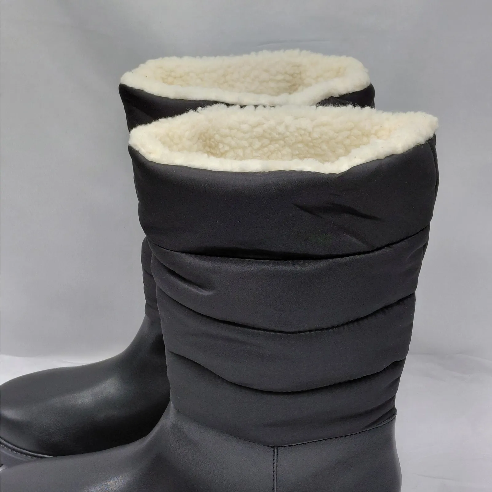 Journee Collection Womens Boots Size 9.5 Black Puffer Lug Sole Winter Fleece - Image 5