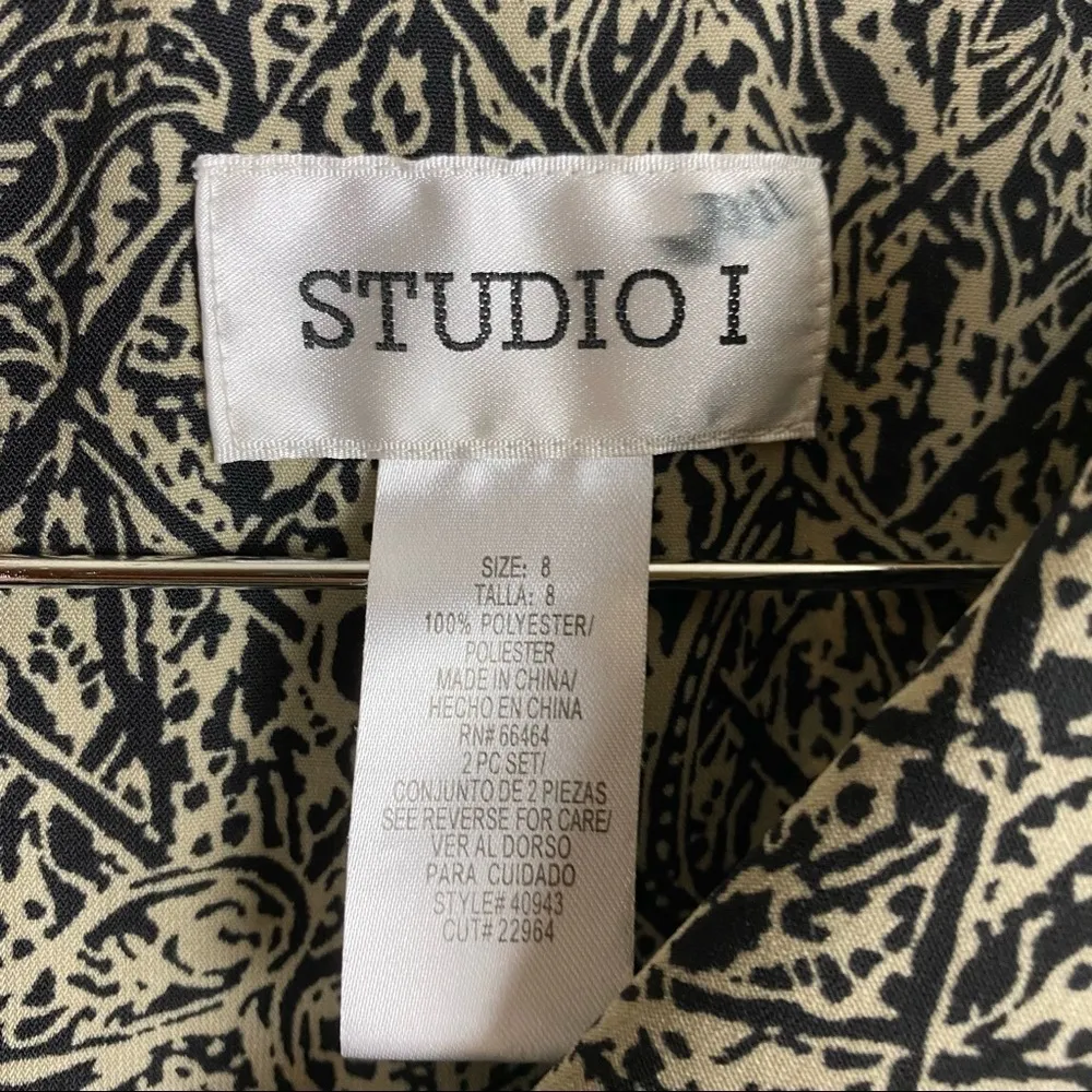 Studio I Vintage Style Size 8 Floral Mixed Print Flowy Top Flowy Vacation Island - Image 5