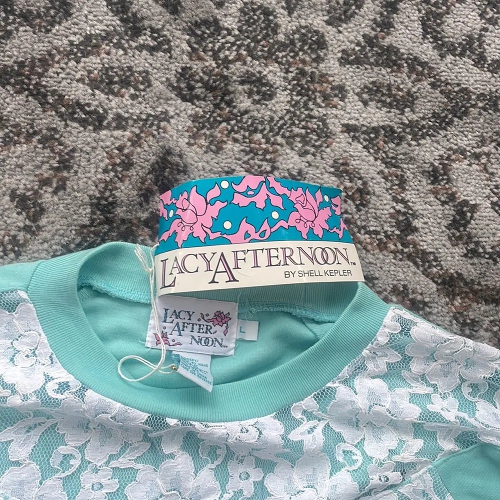 Lacey Afternoon by Shell Kepler Vintage Two Piece Lace Sweater Skirt Set Large - Image 5