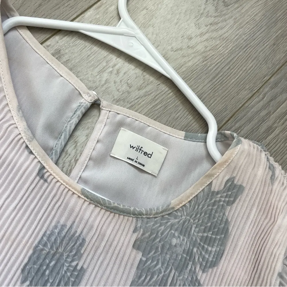 Wilfred Aritzia Daydreamer Mini Dress Soft Yellow/Silver Sage (Large) pleated - Image 5