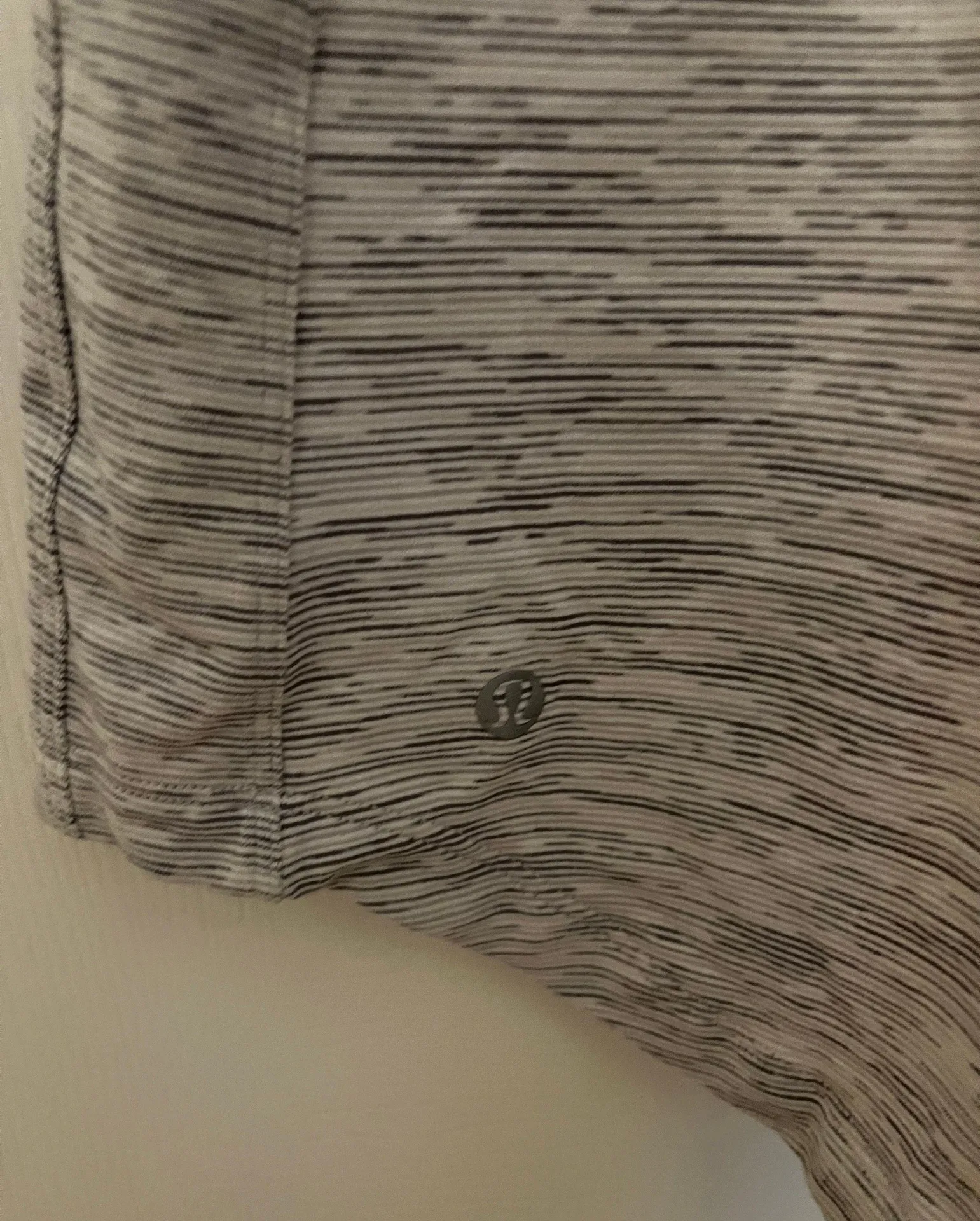 Lululemon Tank Cross-Back - Image 3