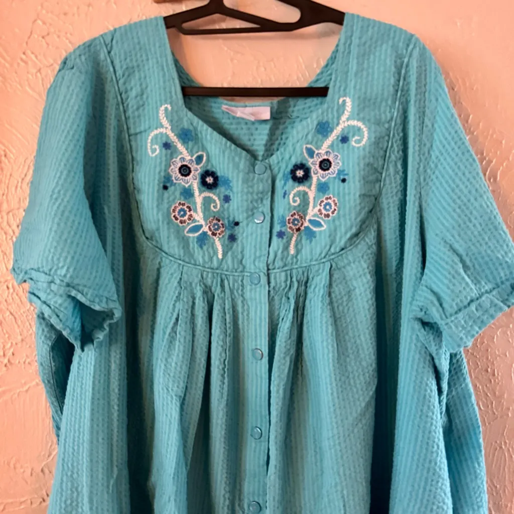 Only Necessities Embroidered Bib Seersucker Lounger Blue/White 4X, 34/36 Blue - Image 9