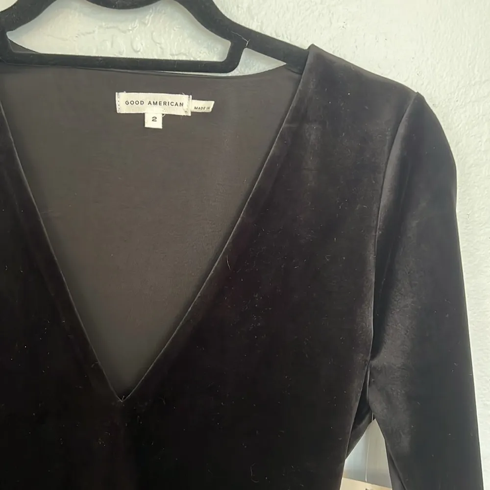Good American  velvet bodysuit - Image 2