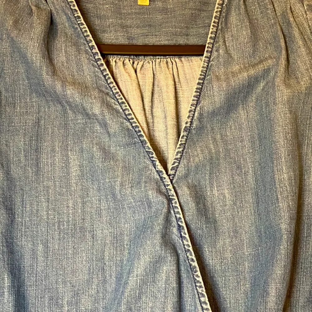 Madewell light weight denim wrap style top - Image 4