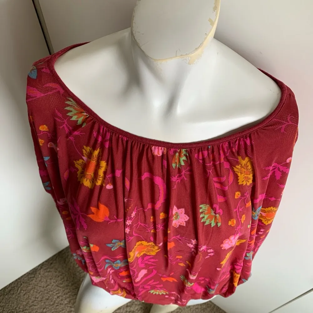 red boat neck floral balloon sleeve blouse - Image 4