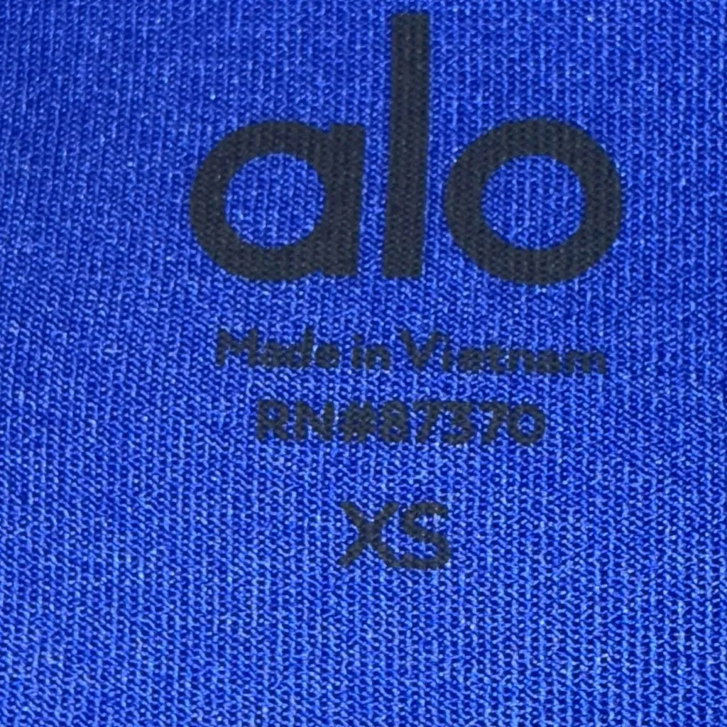 Alo yoga crescent airlift sports bra mesh sapphire blue XS - Image 5