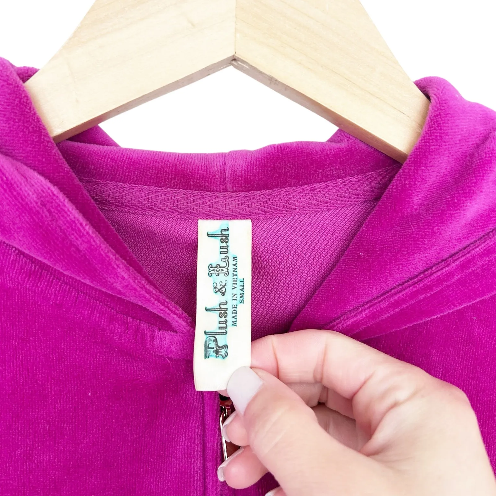 Plush & Lush Magenta Velour Full Zip Hoodie Sz S Pink - Image 2