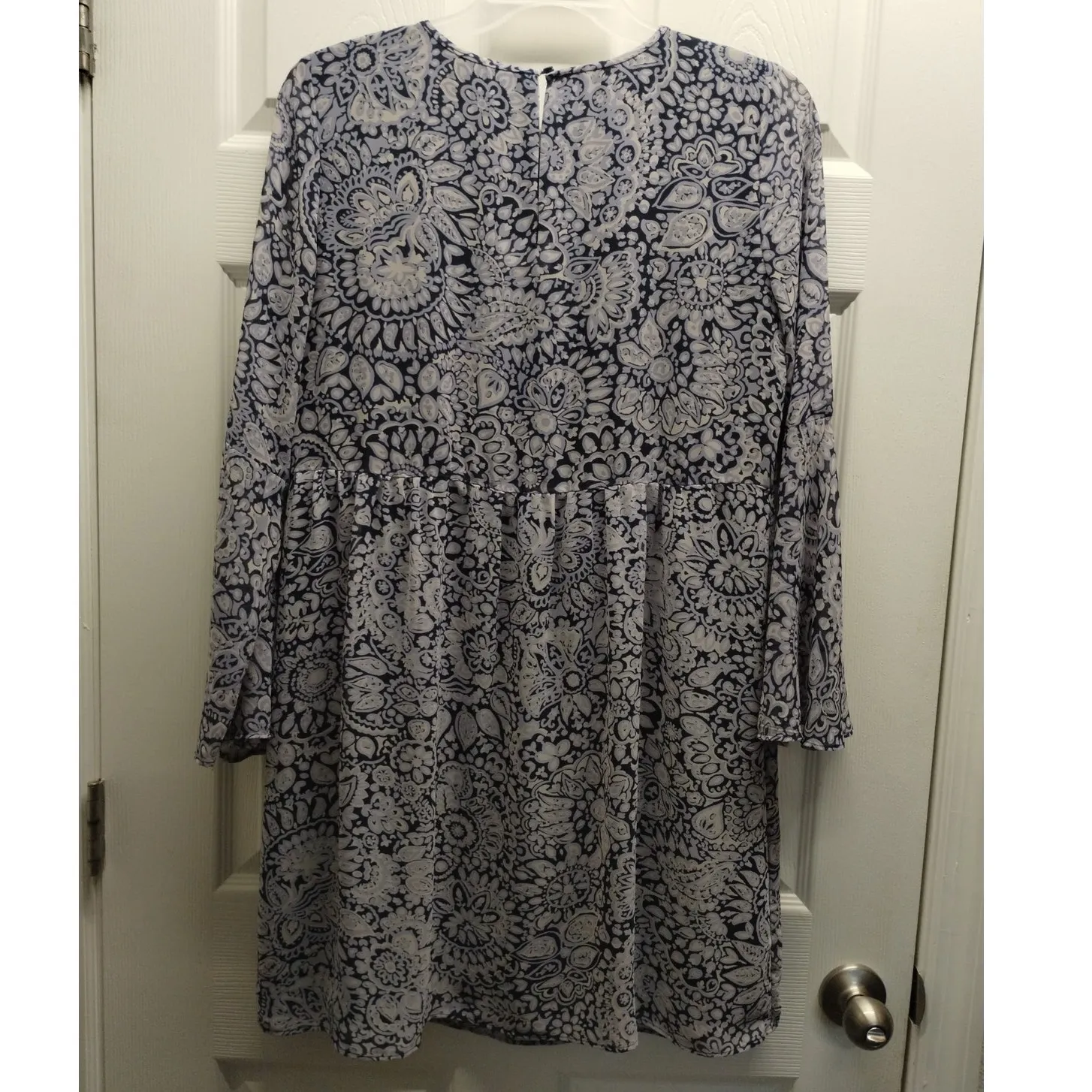 LOFT Outlet Womens Size Medium Blue Paisley Floral Flare Sheer Sleeve Mini Dress - Image 3