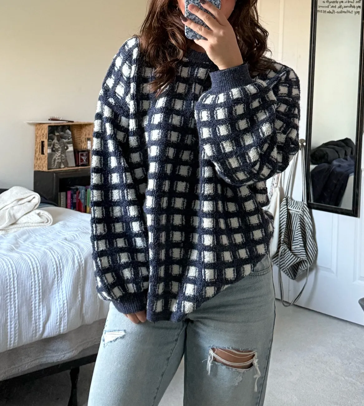 Grey Bandit Sweater Blue - Image 5