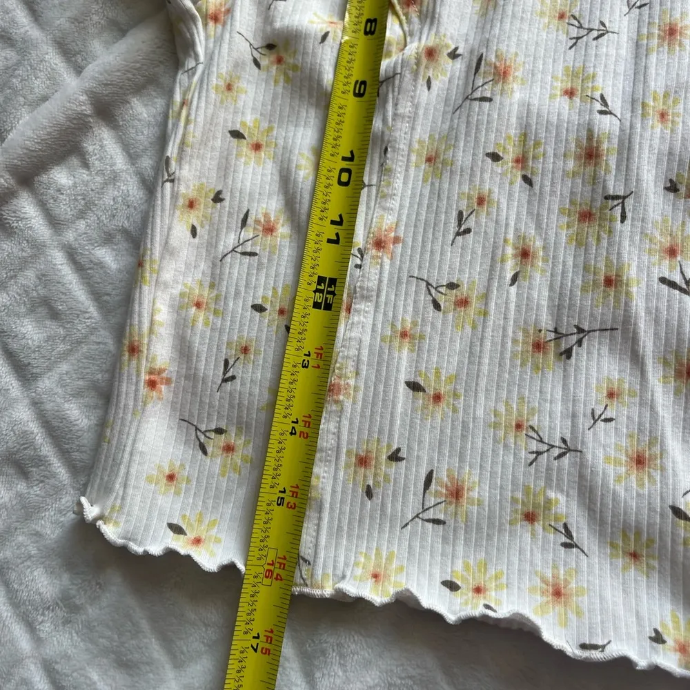 Yellow flower top cute fairy ribbed texture medium - Image 3