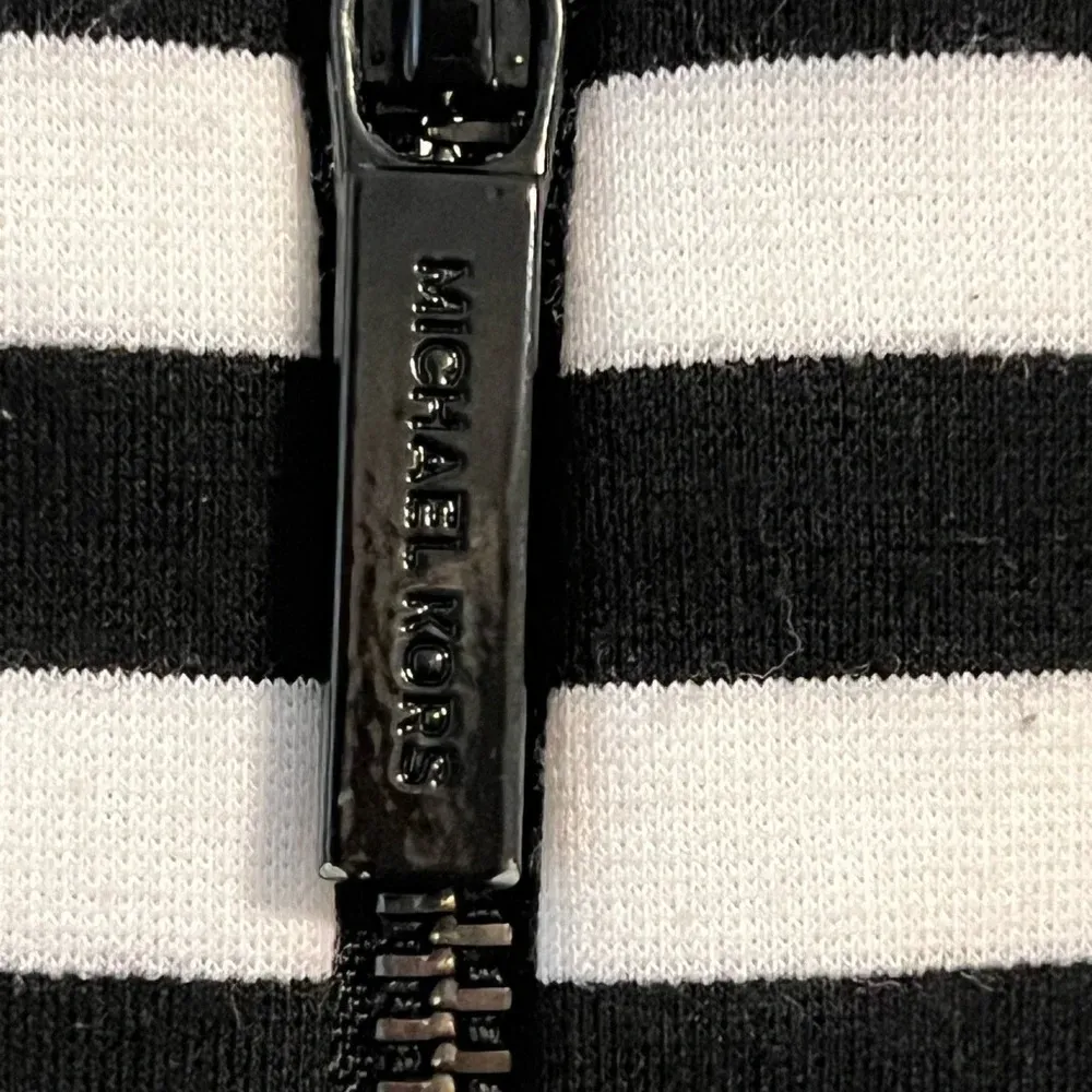 REMOVING TODAY FINAL PRICE Michael Kors Striped Top Black - Image 4