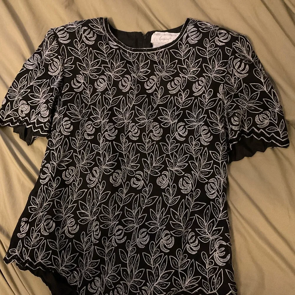 Papell Boutique Evening Silk Beaded Top Blouse - Image 4