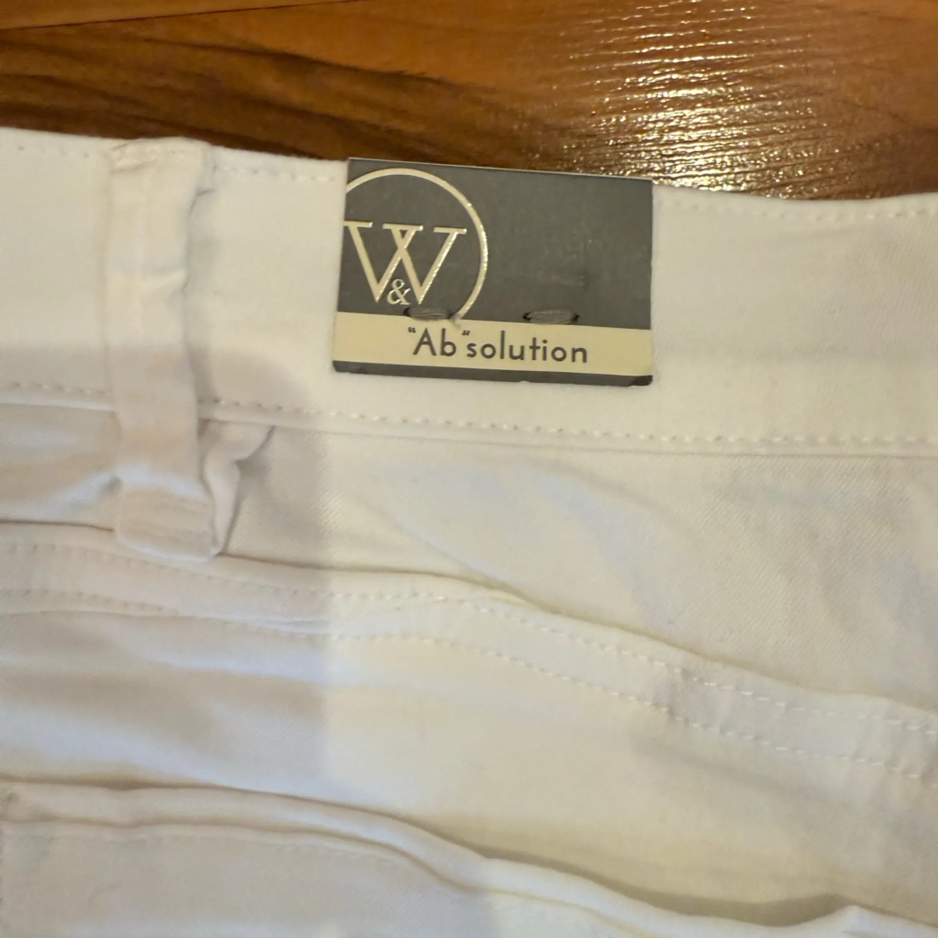 Wit & wisdom ab solution optic white shorts Bermuda size 6 NWT‎ - Image 3