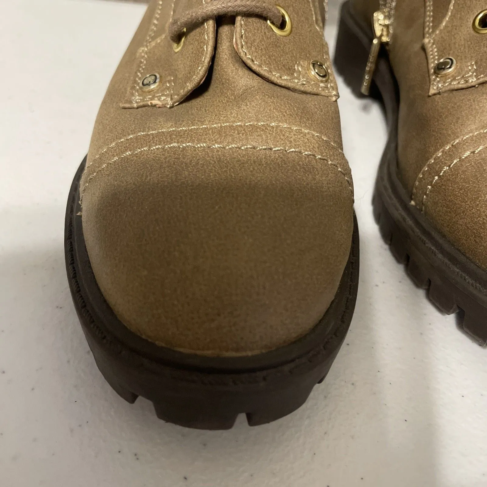 Guess Boots Size 7 Combat Buckled Block heel Light Brown - Image 2