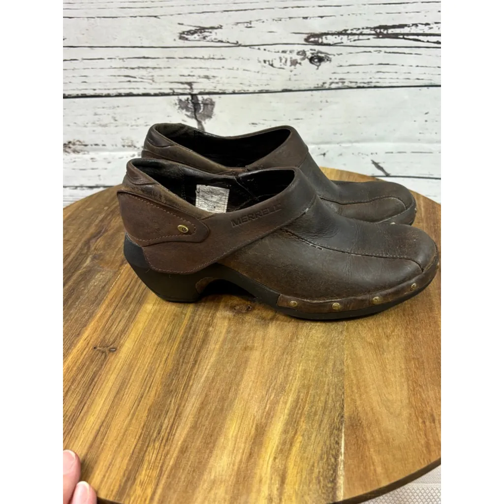 Women's Merrell Brown Leather Mules & Clogs Size 6.5 - Image 4