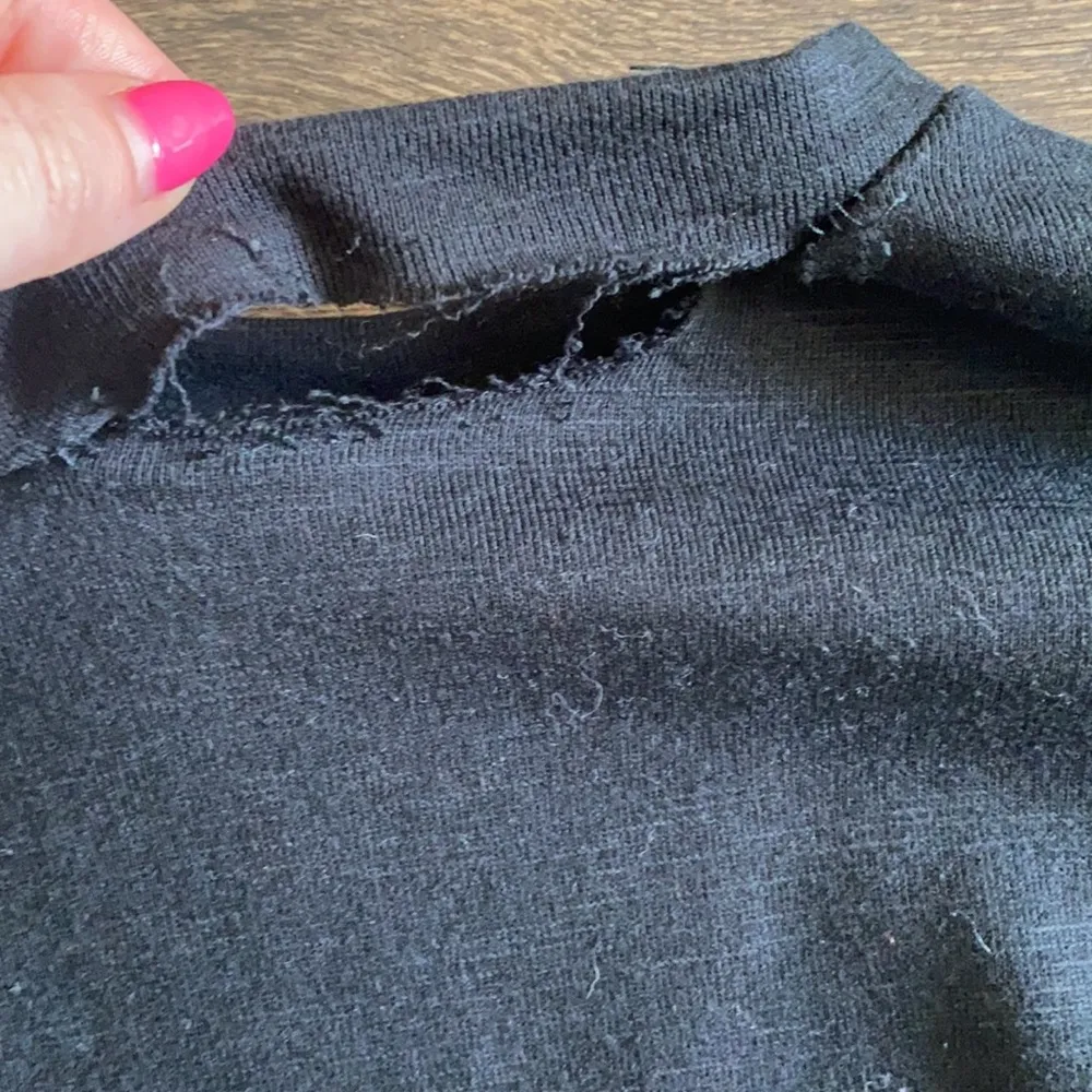 Native Youth Black Oversized Sweater - Image 3