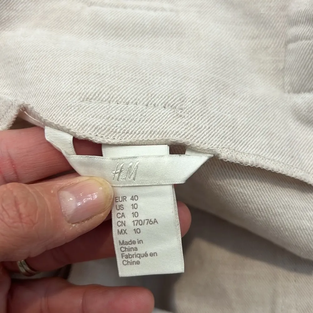 H&M linen blend Cream/light tan High-Waisted Skirt size 10. - Image 6