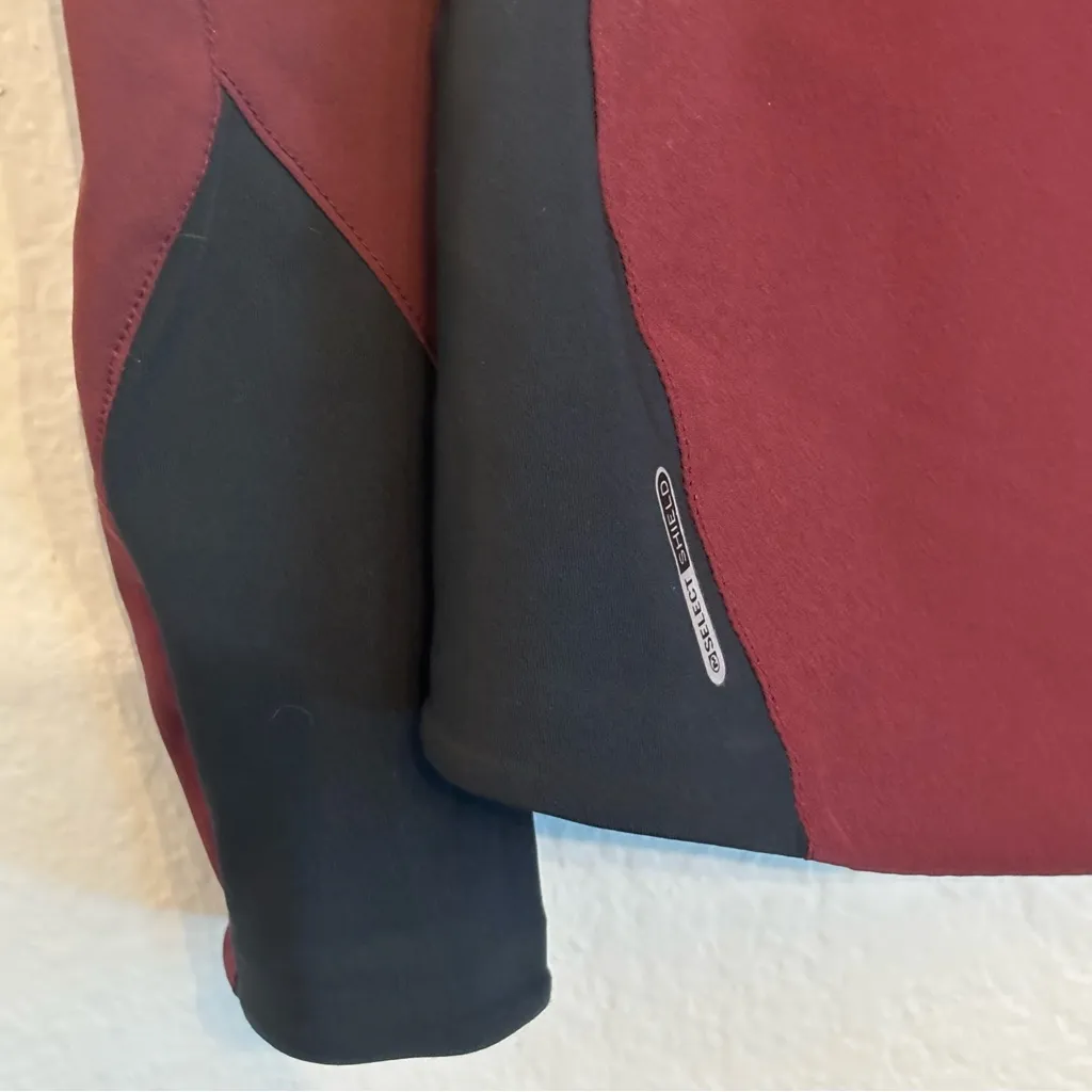 Merrell Women's Burgundy and Black all weather Jacket - Image 7