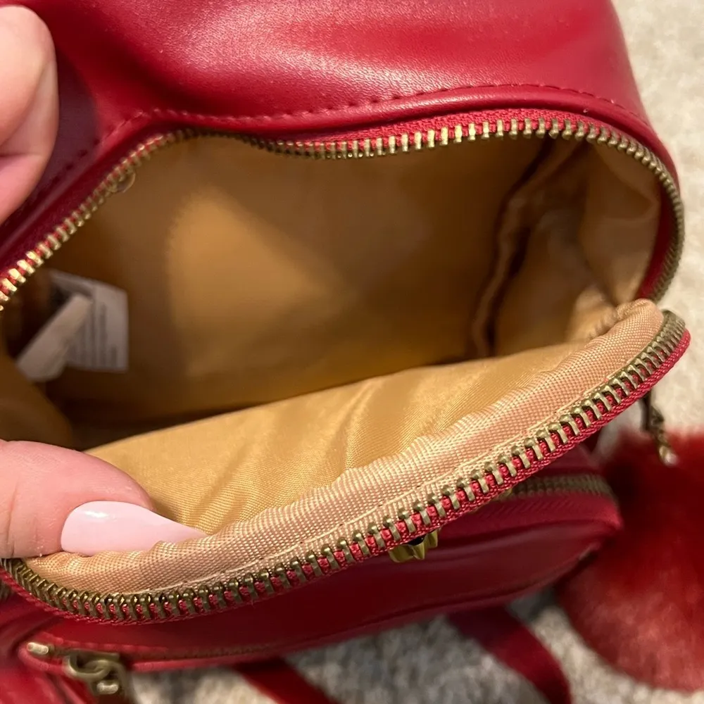 Universal Studios Gryffindor Mini Backpack - Image 6