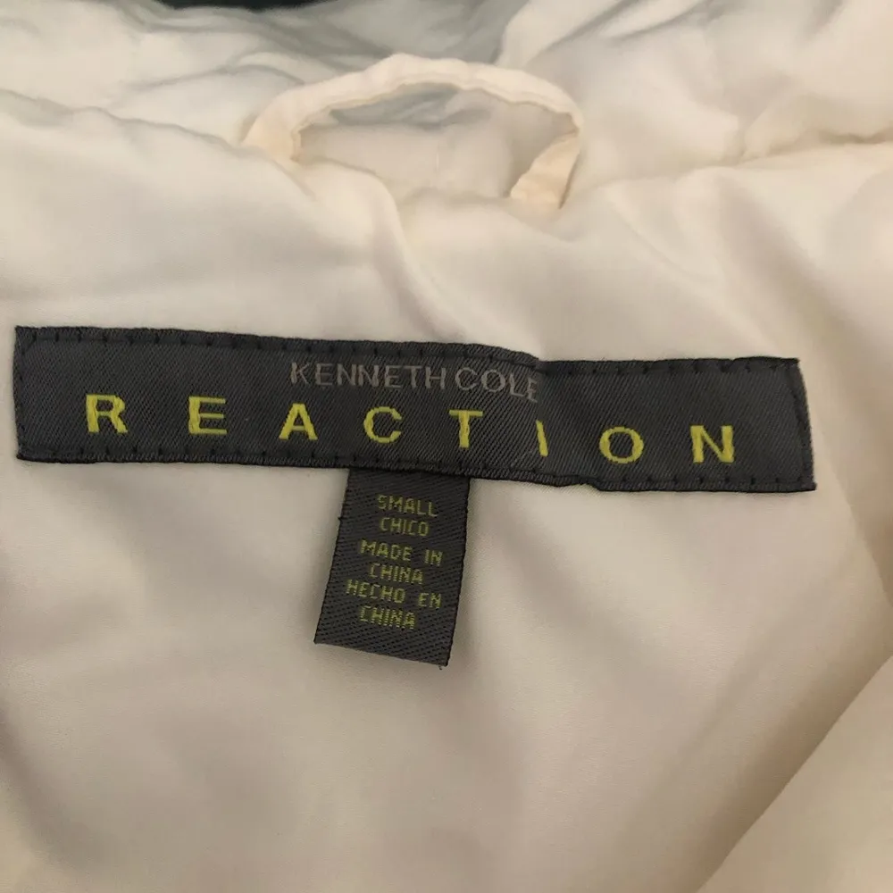 Kenneth Cole Reaction White Puffer Jacket - Image 9