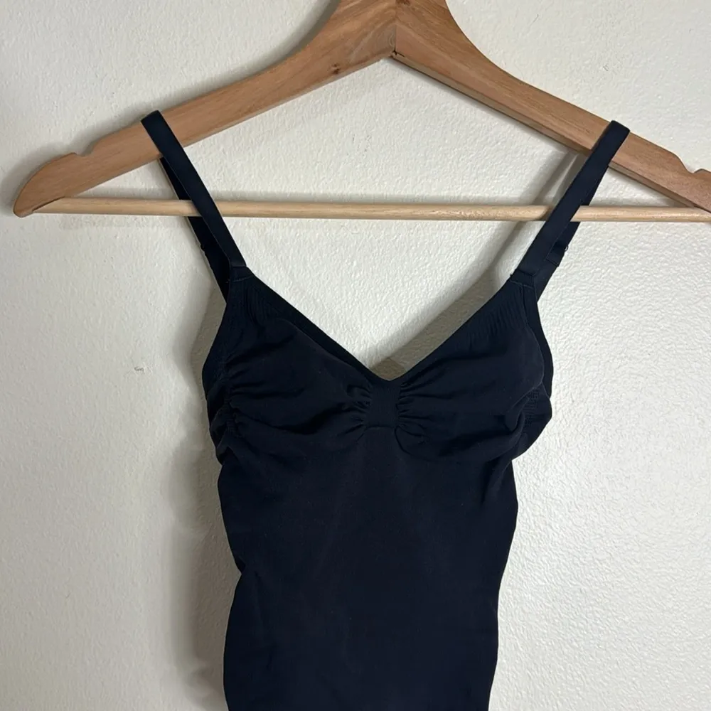 Skims seamless sculpt brief bodysuit in color onyx size XS - Image 5