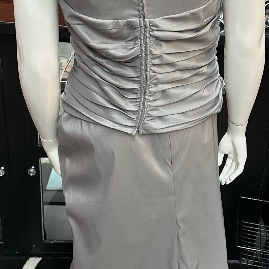 Metaphor sz 18 long gray formal dress - Image 3