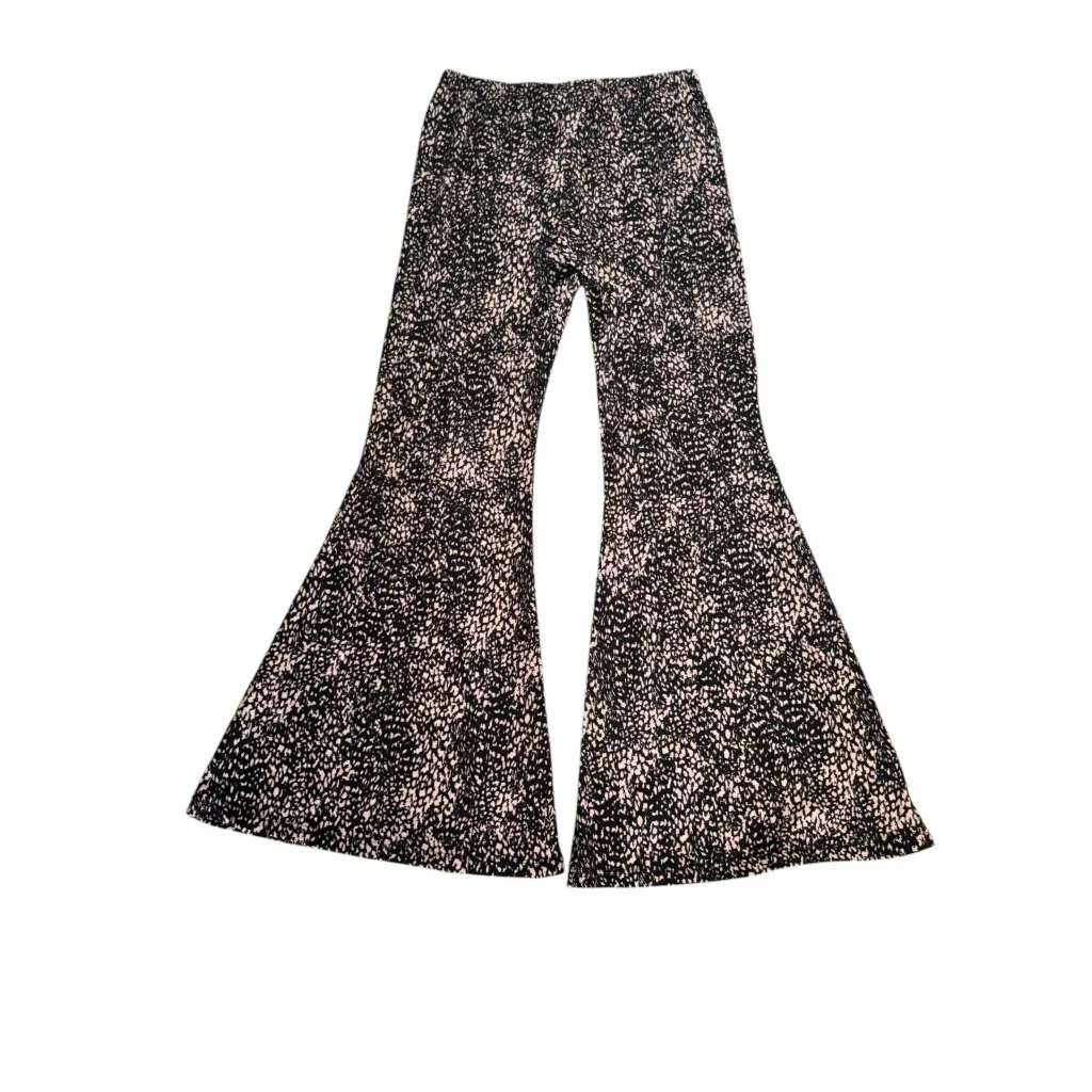 Chatoyant Women's Black & Pink Flare Bottom Pants - Image 2