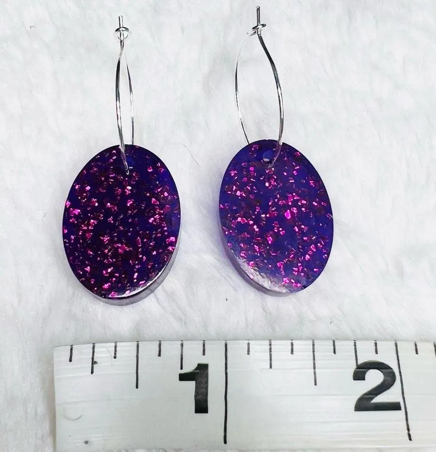 Sparkling Purple Glitter Resin Oval Pendant Hoop Earrings - Image 6
